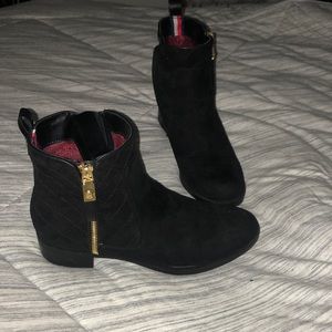Tommy Hilfiger boots